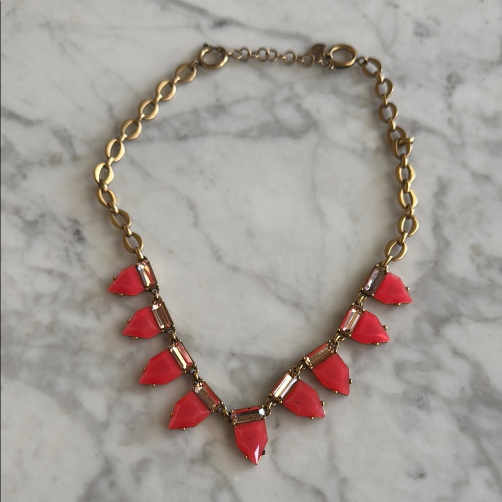 Stella & Dot Eye Candy Necklace Gold Tone Pink